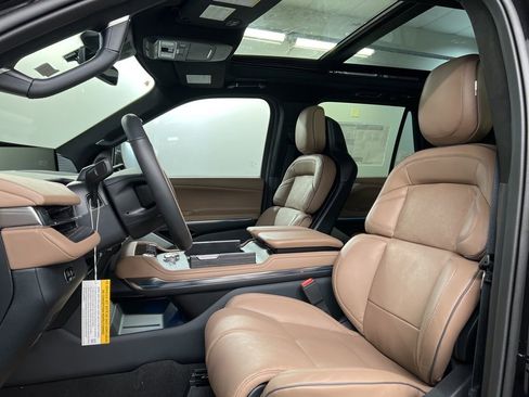 New 2026 Lincoln Navigator Black Label AWD/4WD image 27