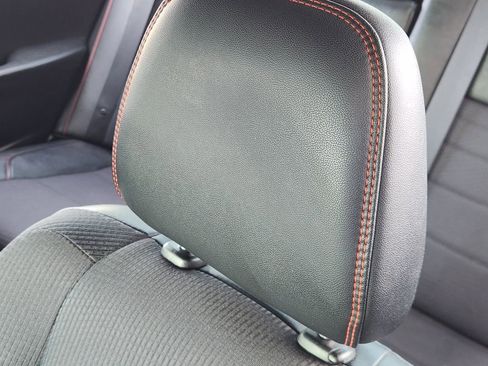 Used 2016 Toyota Camry SE image 23