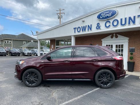 Certified 2024 Ford Edge ST-Line AWD/4WD image 8