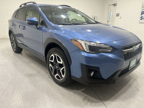 Used 2019 Subaru Crosstrek 2.0i Limited w/ Moonroof Package w/Navigation AWD/4WD image 2