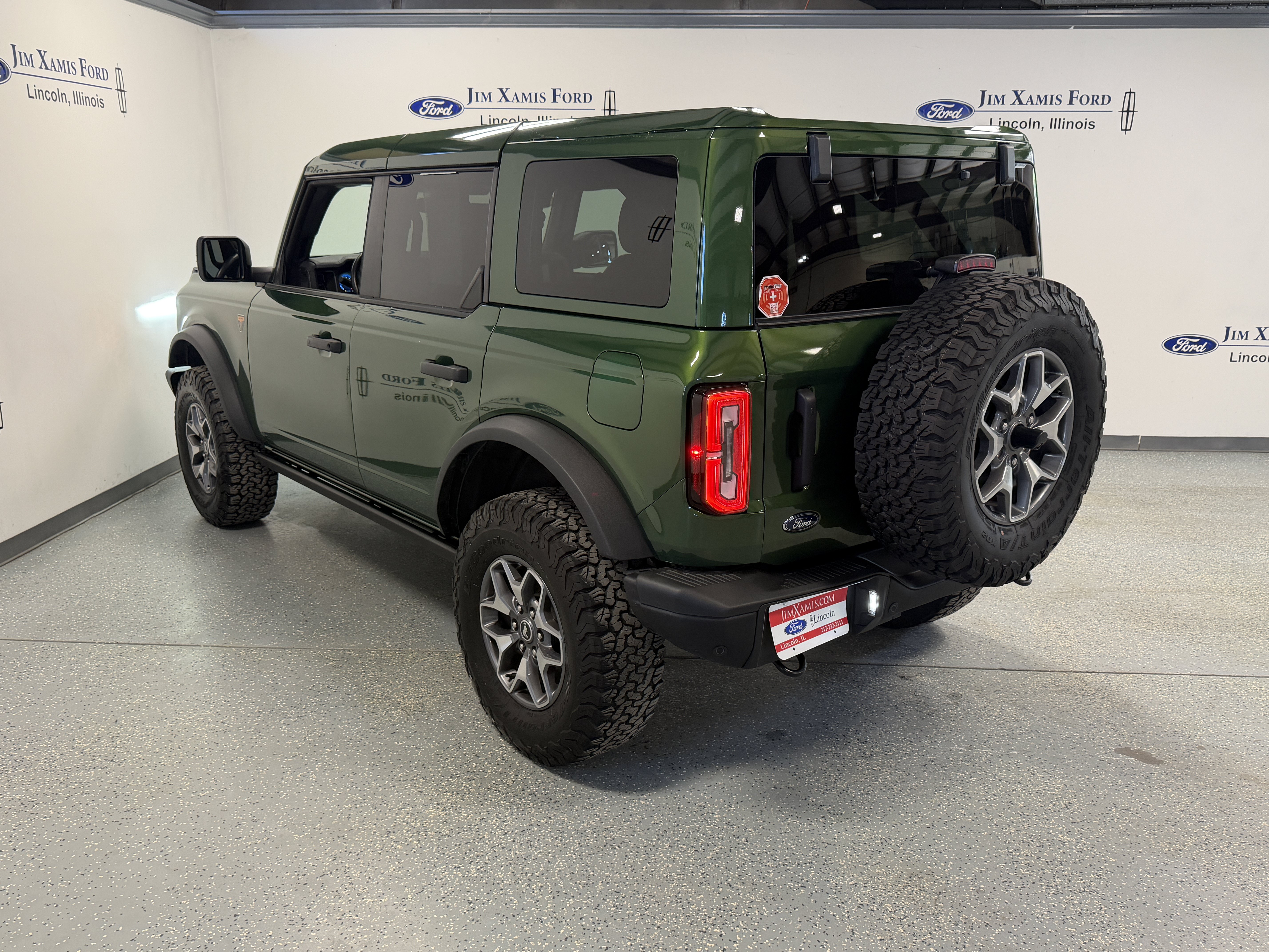 Used 2025 Ford Bronco Badlands AWD/4WD image 33