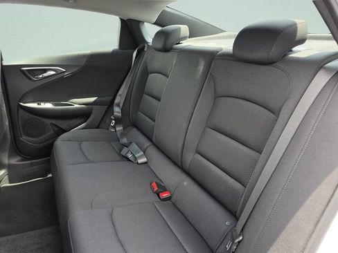 Used 2024 Chevrolet Malibu RS FWD image 27