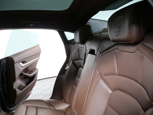 Certified 2023 Porsche Taycan image 18