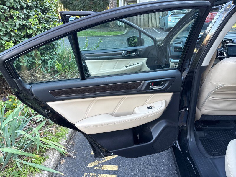 Used 2018 Subaru Legacy 2.5i Limited AWD/4WD image 12
