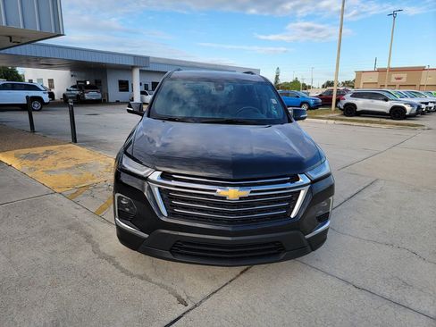 Used 2023 Chevrolet Traverse LT FWD image 8