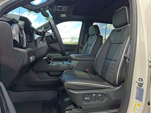 New 2026 GMC Sierra 2500 AT4X AWD/4WD image 6