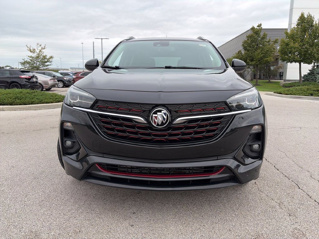 Used 2020 Buick Encore GX Essence w/ Experience Buick Package AWD/4WD image 2