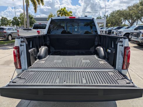 Used 2025 Ford F150 Lariat w/ Equipment Group 501A Mid AWD/4WD image 13