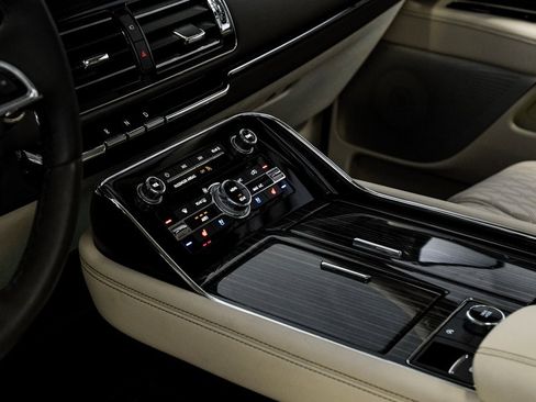 Used 2023 Lincoln Navigator Black Label image 29