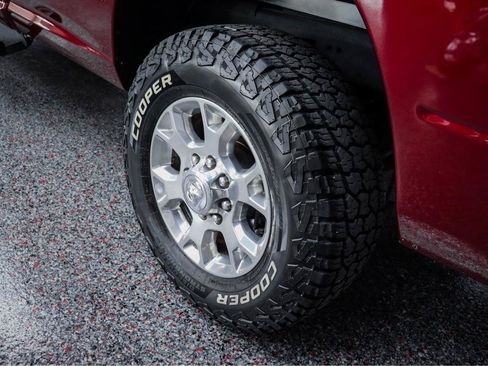 Used 2018 RAM 2500 Tradesman RWD image 9