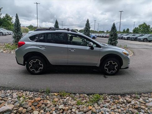Used 2013 Subaru Crosstrek 2.0i Premium AWD/4WD image 6