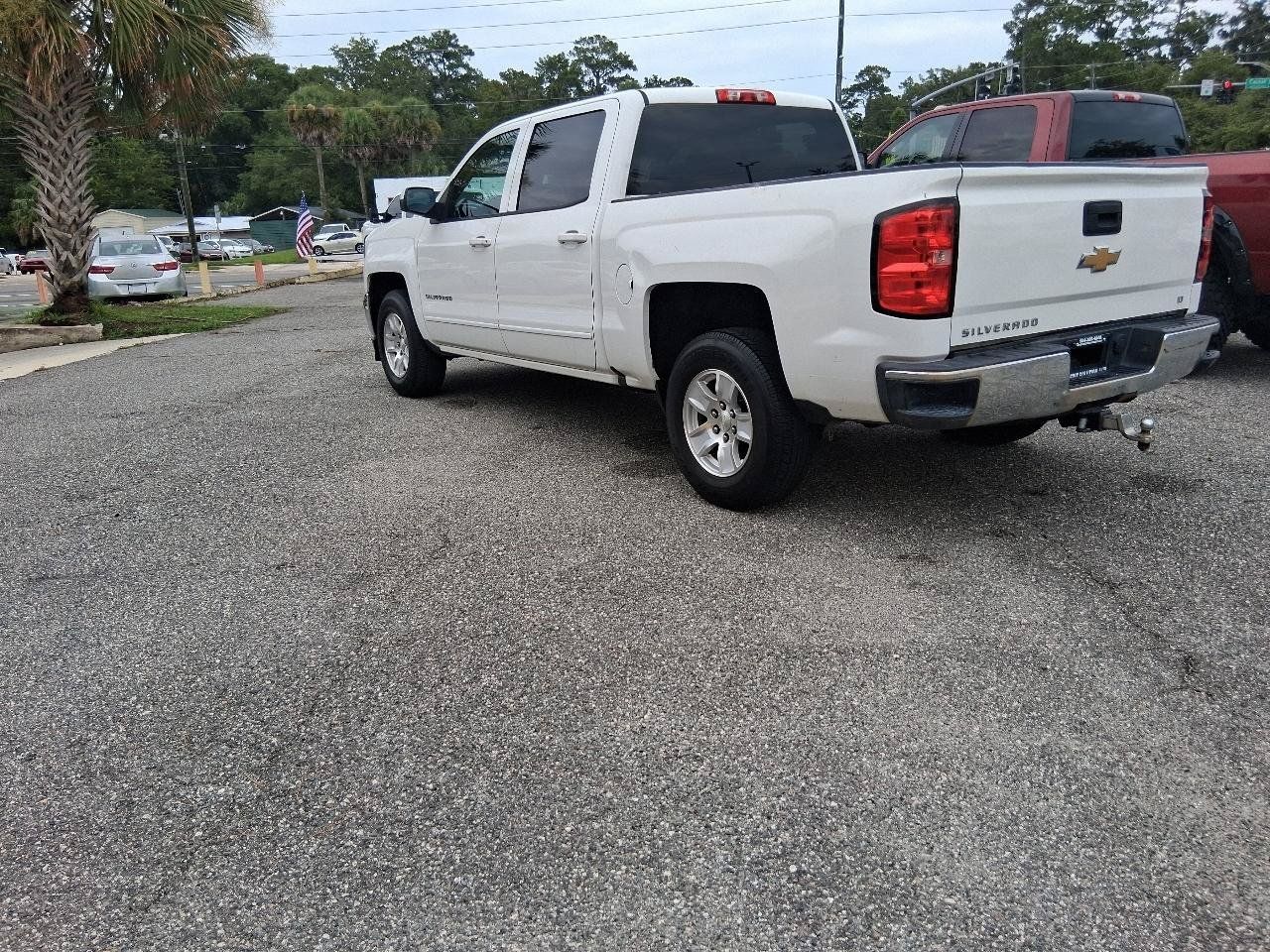 Used 2016 Chevrolet Silverado 1500 LT RWD image 3