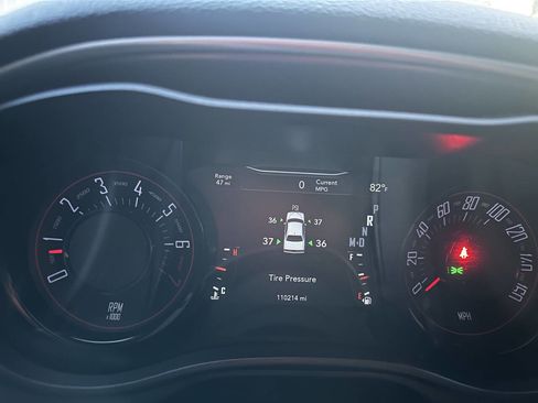 Used 2020 Dodge Challenger SXT w/ Blacktop Package image 17