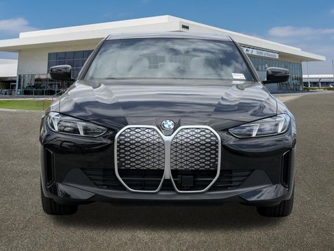 New 2026 BMW i4 eDrive40 w/ Driving Assistance Package RWD image 3