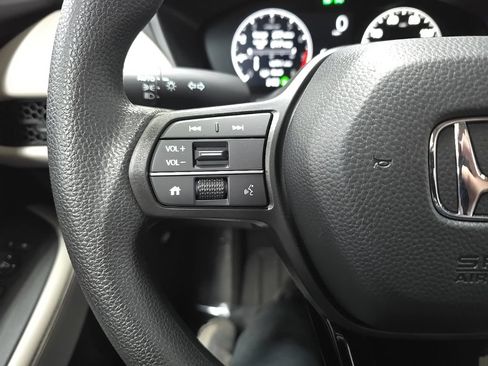 Used 2026 Honda HR-V LX image 19