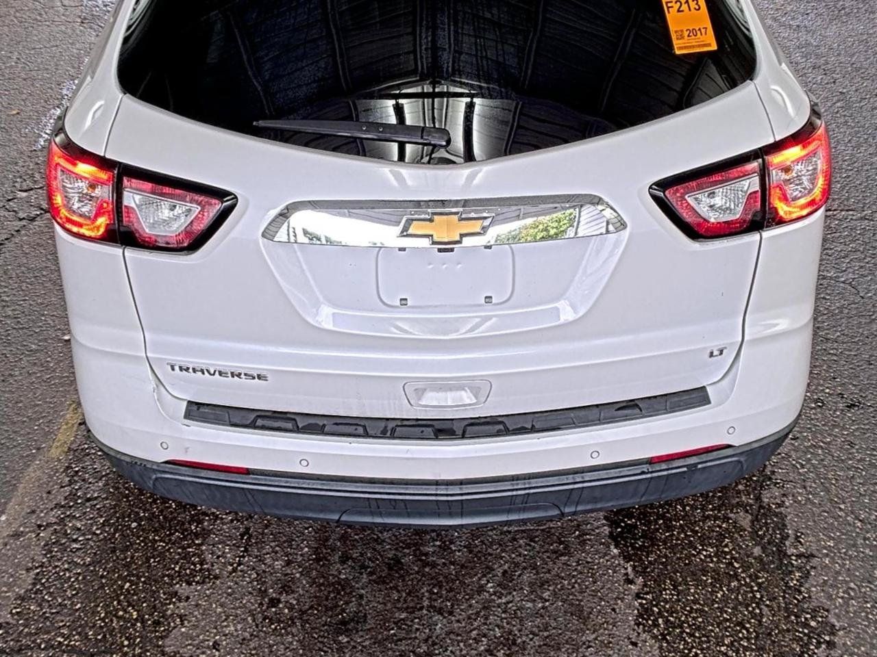 Used 2017 Chevrolet Traverse LT FWD image 10