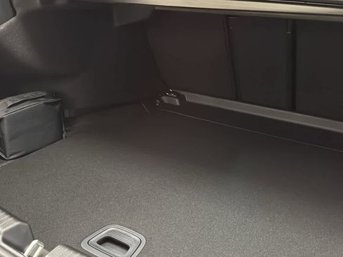 New 2026 Mercedes-Benz C 43 AMG 4MATIC Sedan image 33