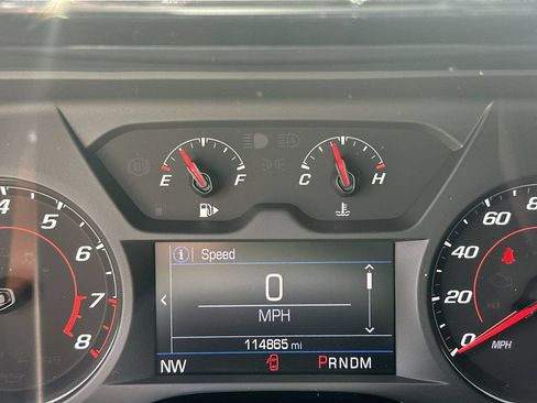 Used 2023 Chevrolet Camaro LT RWD image 12