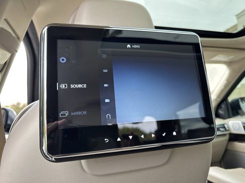 Used 2019 Lincoln Navigator L Reserve w/ Cargo Package image 23