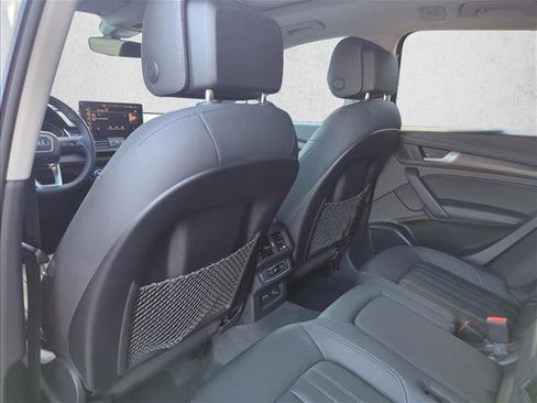 Used 2022 Audi Q5 2.0T Premium Plus w/ Premium Plus Package image 19
