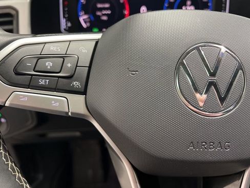 Used 2021 Volkswagen Atlas SEL Premium AWD/4WD image 18
