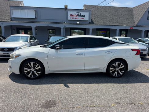 Used 2016 Nissan Maxima 3.5 SV FWD image 2