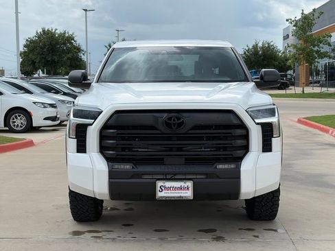 Used 2025 Toyota Tundra SR5 AWD/4WD image 2