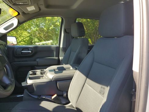 Used 2020 Chevrolet Silverado 1500 Custom Trail Boss w/ Custom Convenience Package AWD/4WD image 14