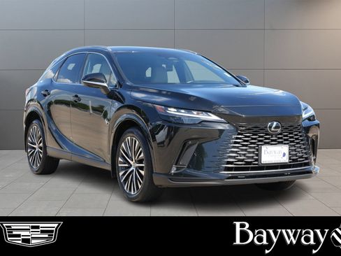 Used 2023 Lexus RX 350 Premium Plus w/ Cold Area Package FWD image 3
