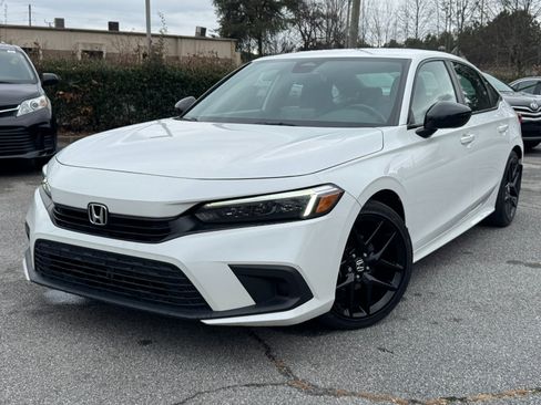 Used 2023 Honda Civic Sport image 3