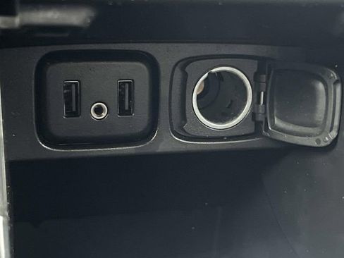 Used 2019 Buick Encore Preferred image 30