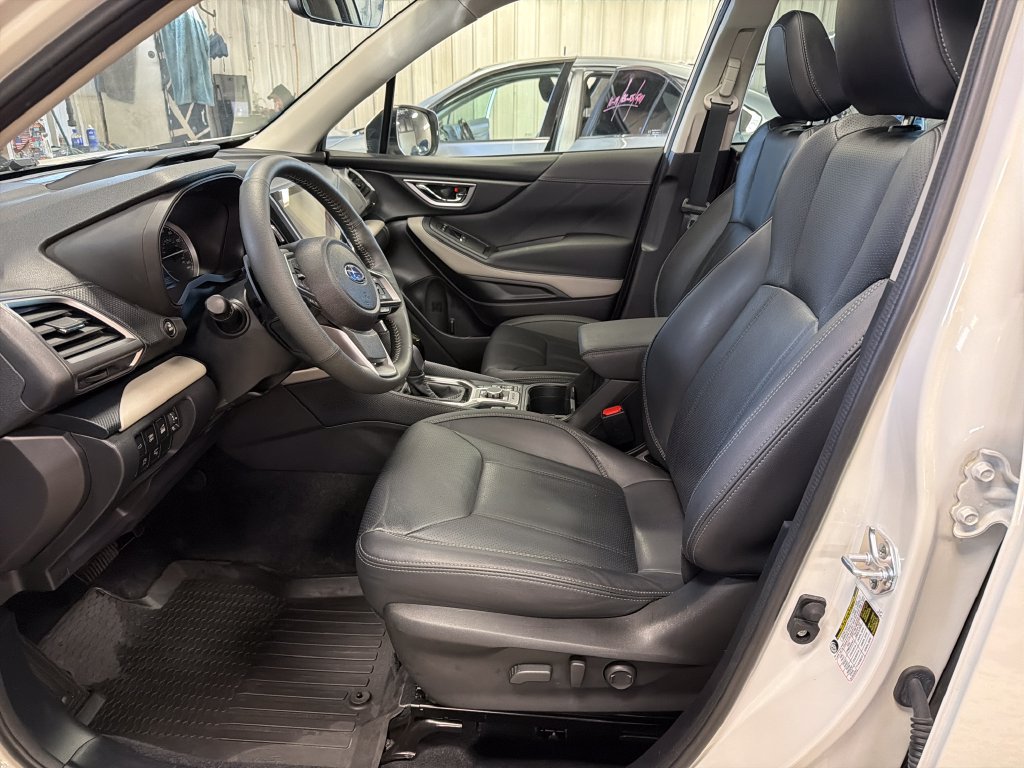 Certified 2023 Subaru Forester Limited AWD/4WD image 15