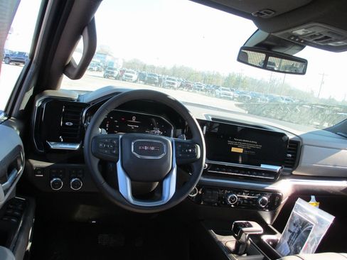 New 2026 GMC Sierra 1500 SLT w/ SLT Premium Plus Package image 15