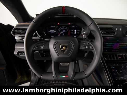 Used 2024 Lamborghini Urus S image 24