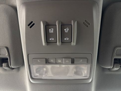 Used 2019 Chevrolet Trax Premier image 16