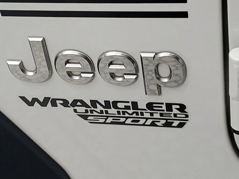 Used 2020 Jeep Wrangler Unlimited Sport S image 8