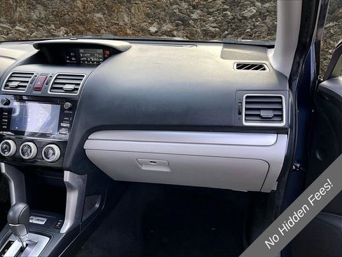 Used 2016 Subaru Forester 2.5i Limited AWD/4WD image 15
