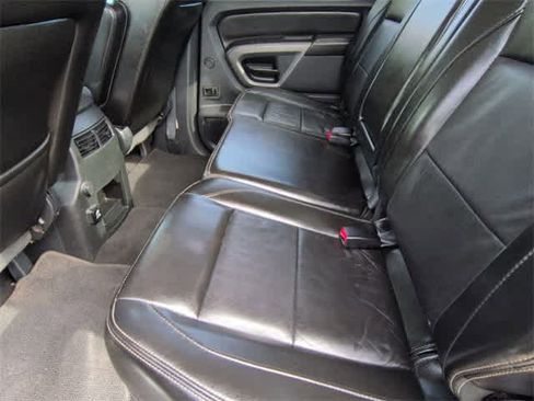 Used 2015 Nissan Titan PRO-4X w/ Pro-4x Luxury Package image 21