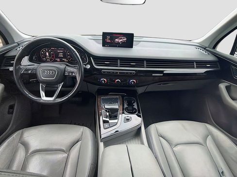 Used 2017 Audi Q7 3.0T Premium Plus w/ Premium Plus Package image 16