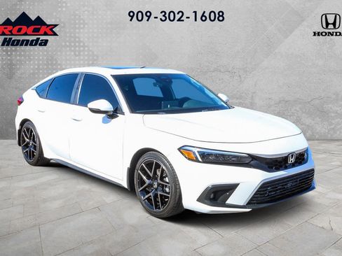 Used 2024 Honda Civic Sport Touring image 3