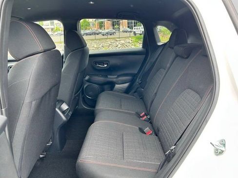 Used 2024 Honda HR-V Sport image 9