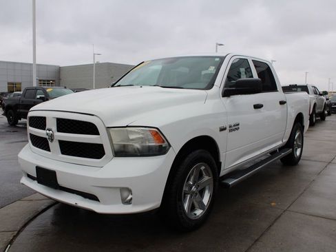 Used 2016 RAM 1500 Express image 3