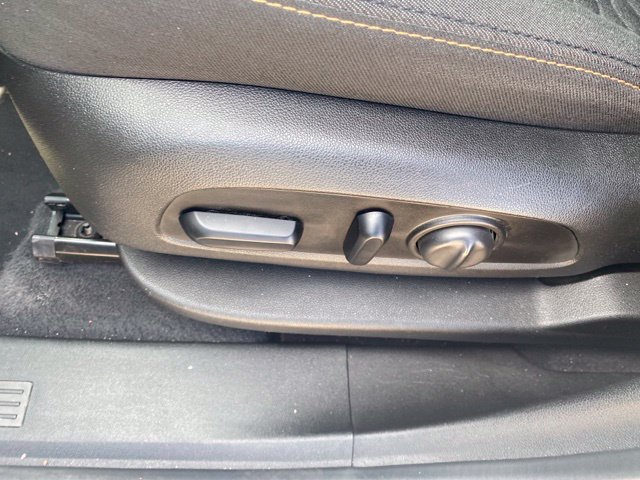 Used 2021 Chevrolet Equinox LT AWD/4WD image 18
