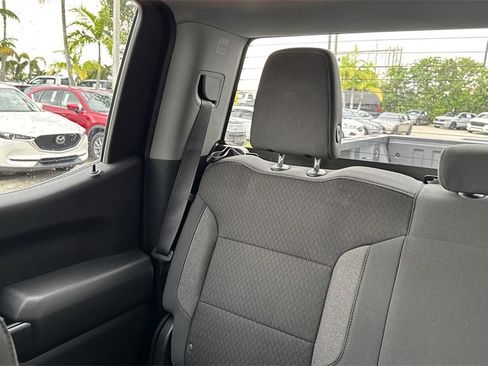 Used 2021 Chevrolet Silverado 1500 LT image 18