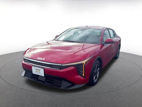 Used 2025 Kia K4 LXS image 4