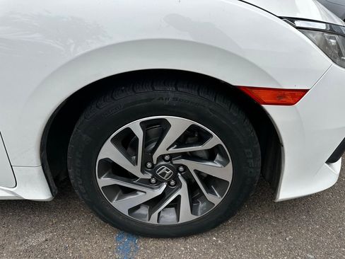 Used 2016 Honda Civic EX image 7