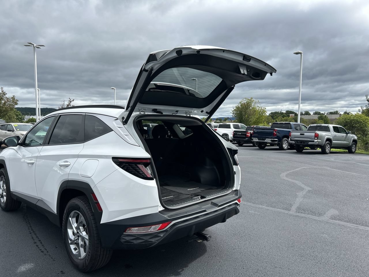 Used 2023 Hyundai Tucson SEL AWD/4WD image 10