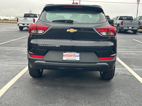 New 2026 Chevrolet TrailBlazer LS image 7