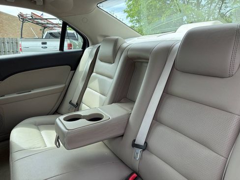 Used 2006 Ford Fusion SEL FWD image 24