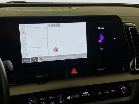 Used 2023 Kia Sportage EX image 15